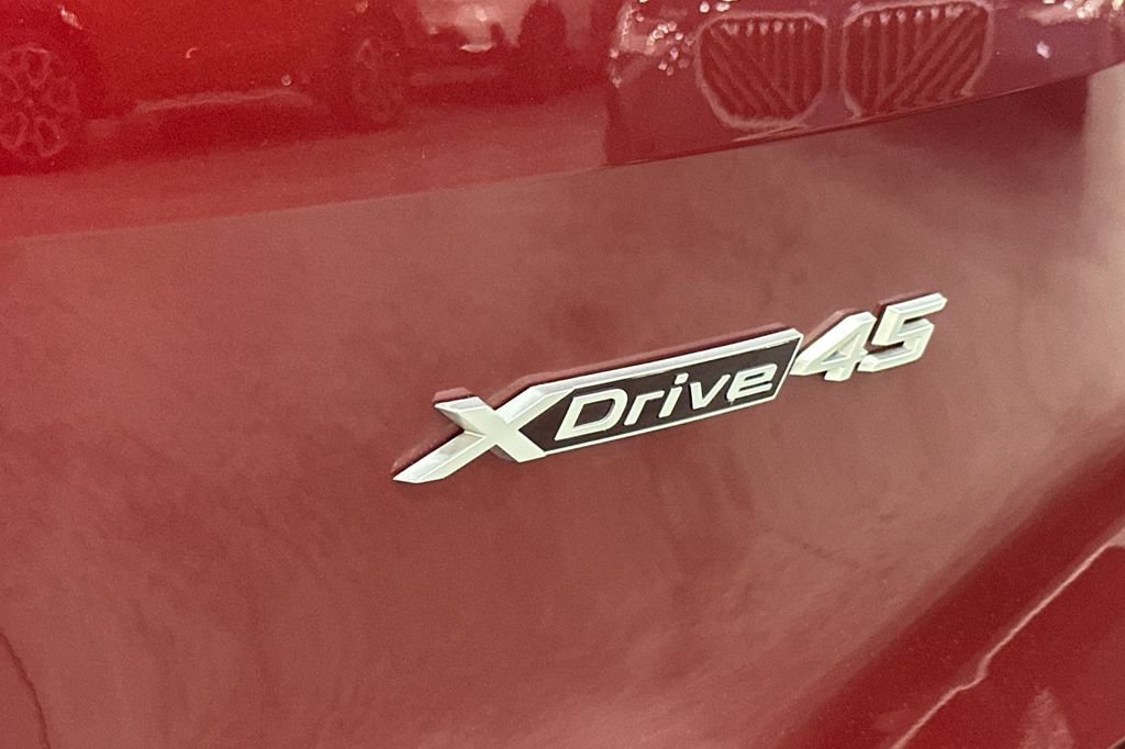 Used 2026 BMW iX xDrive45 w/ Premium Package AWD/4WD image 34