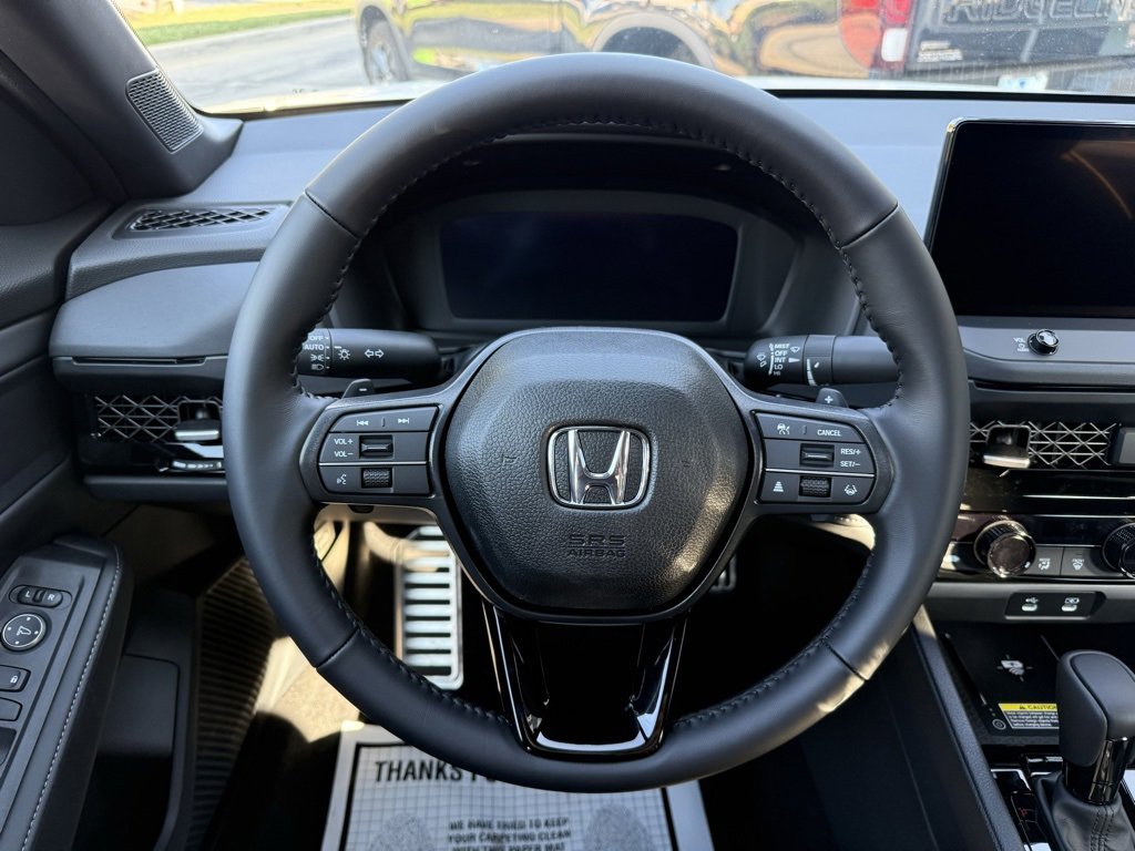 Used 2025 Honda Accord Sport image 19