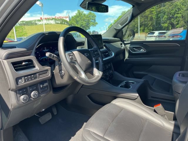 Used 2024 Chevrolet Tahoe Z71 w/ Luxury Package AWD/4WD image 6