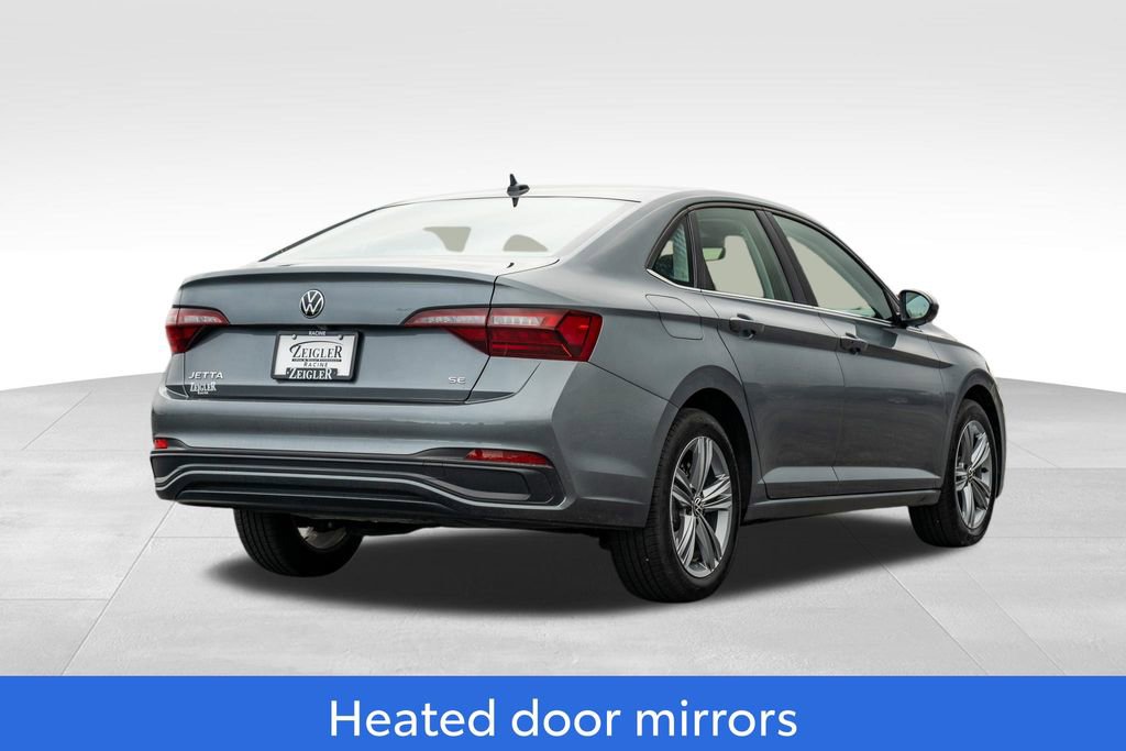 Used 2024 Volkswagen Jetta SE image 7