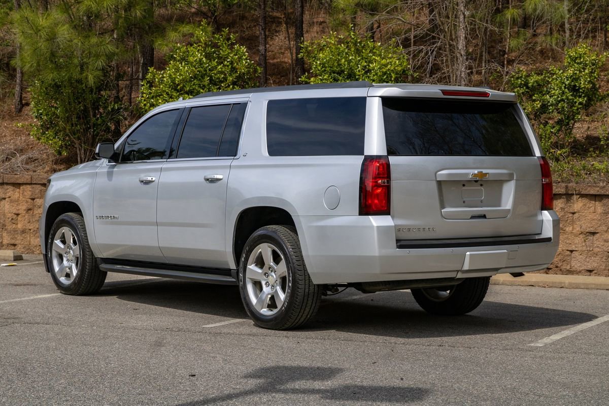 Used 2017 Chevrolet Suburban LT AWD/4WD image 8