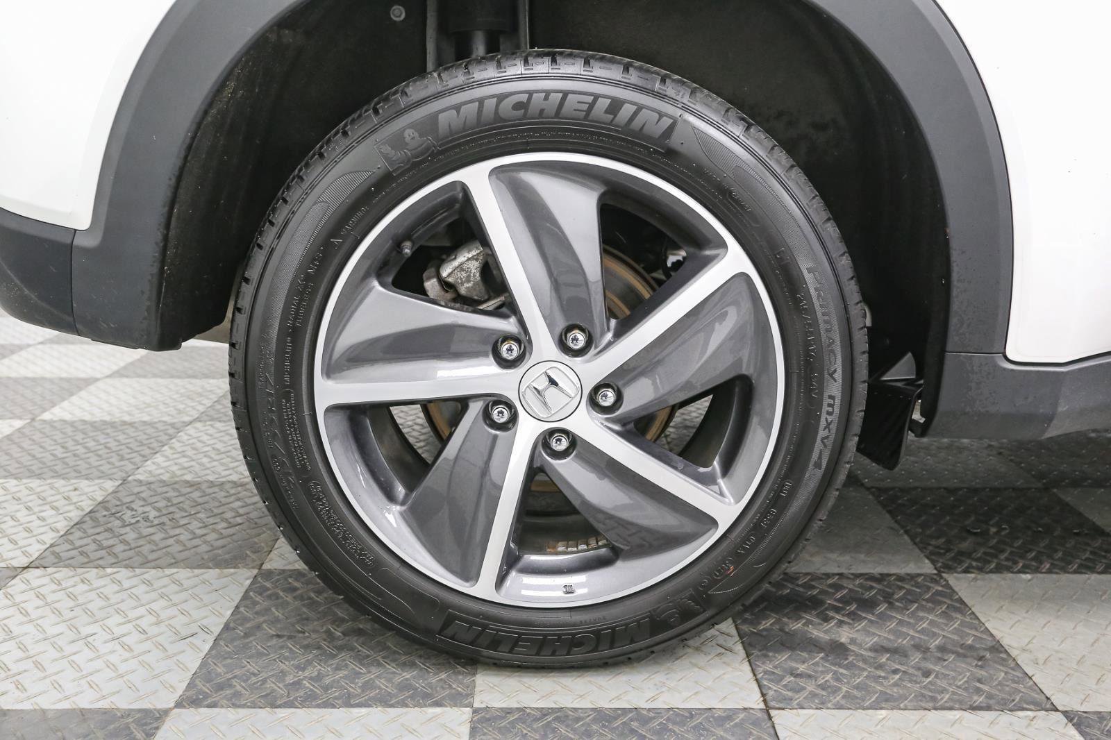 Used 2022 Honda HR-V EX image 16