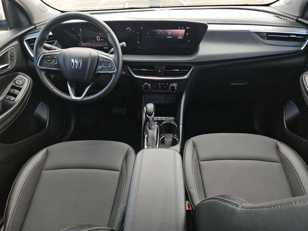 Used 2025 Buick Encore GX Preferred FWD image 11