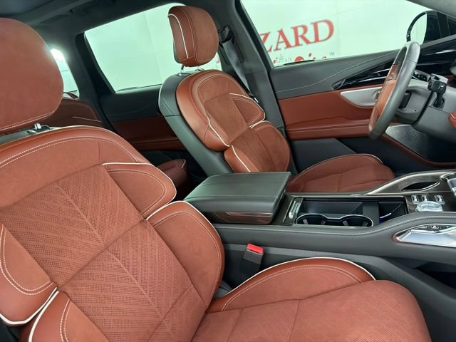 Used 2024 Lincoln Nautilus Black Label AWD/4WD image 16