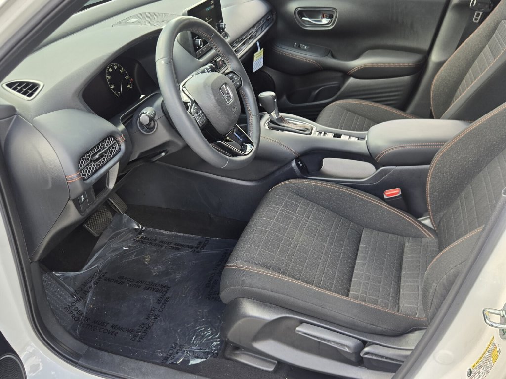Certified 2024 Honda HR-V Sport image 11