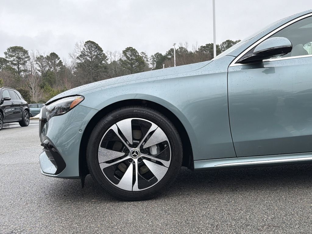 New 2026 Mercedes-Benz E 350 4MATIC Sedan image 9
