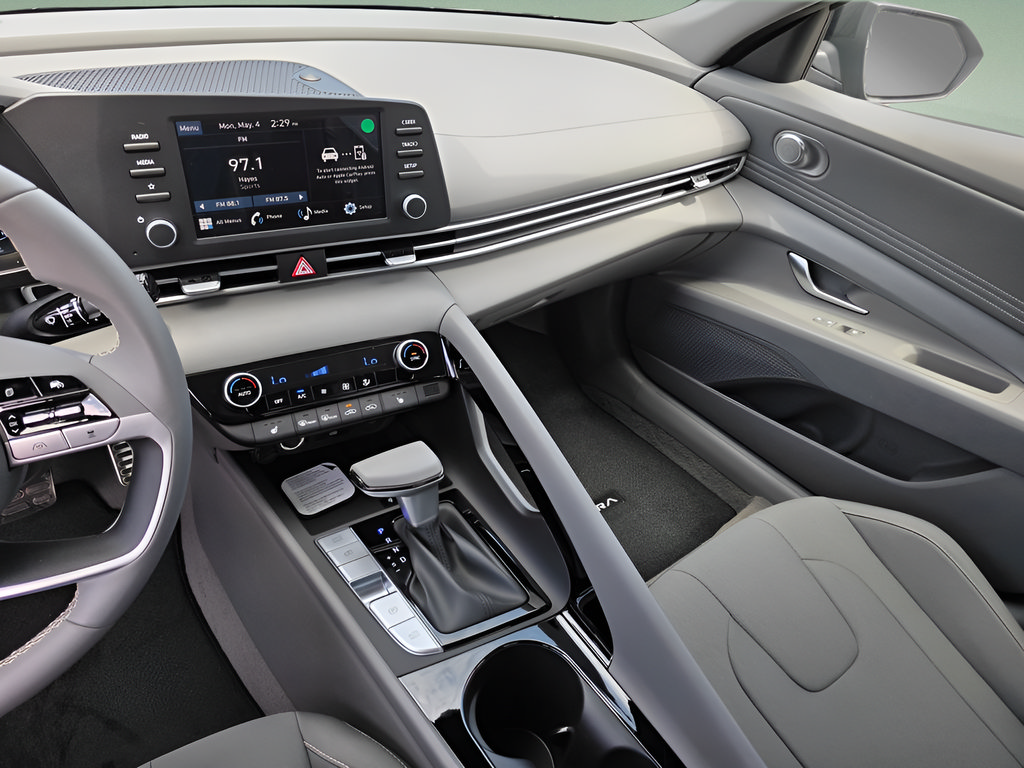 New 2026 Hyundai Elantra SEL Sport Premium FWD image 17