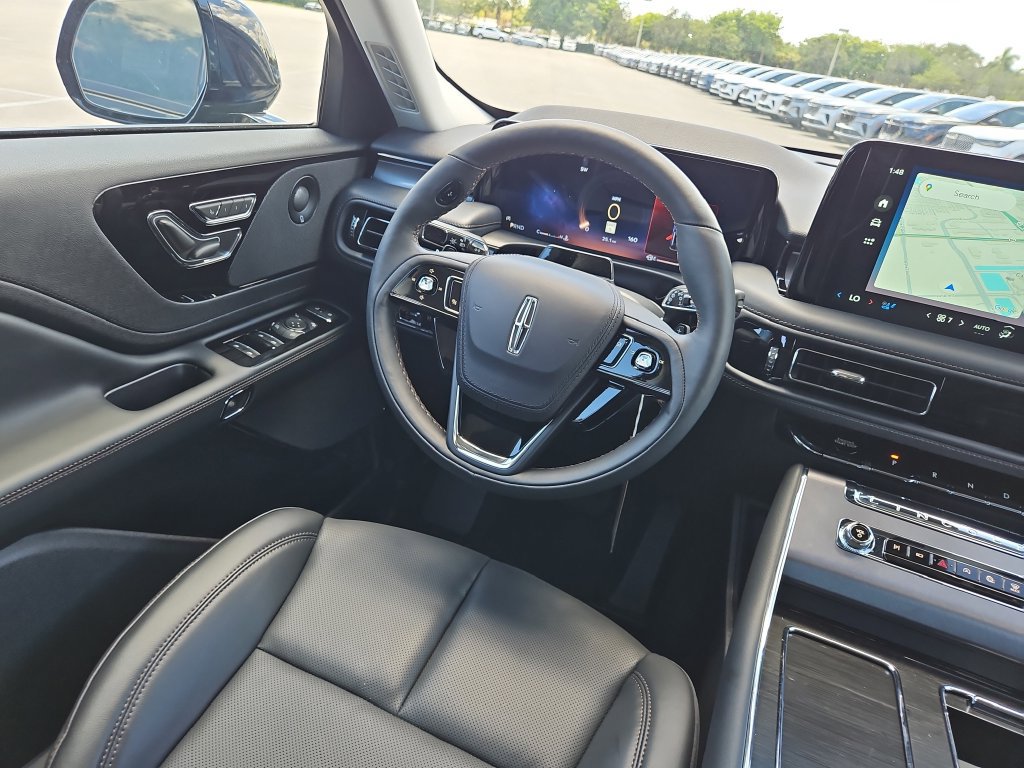 New 2025 Lincoln Aviator 2WD w/ Jet Appearance Package image 11