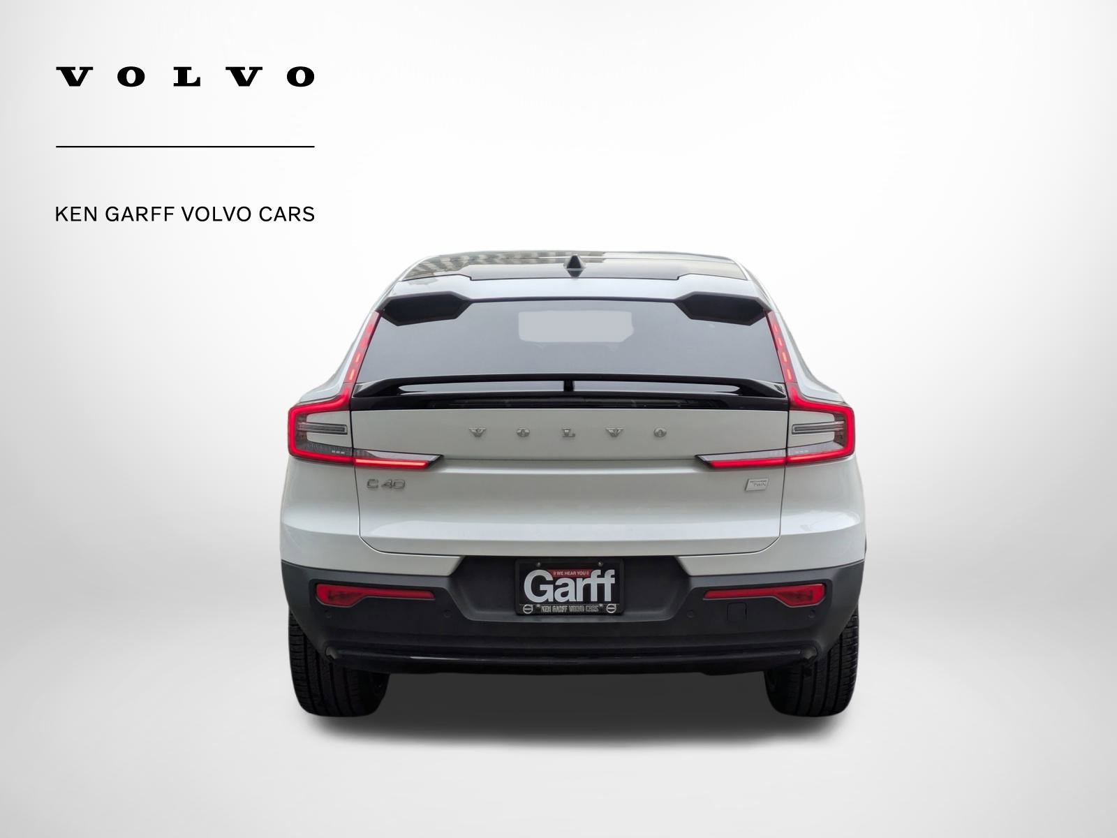 Certified 2023 Volvo C40 P8 Recharge Ultimate image 4