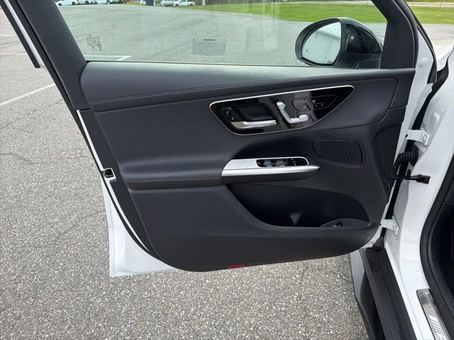 Used 2025 Mercedes-Benz GLC 43 AMG 4MATIC image 10