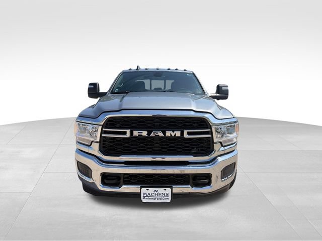 Used 2024 RAM 2500 Tradesman w/ Chrome Appearance Group AWD/4WD image 9