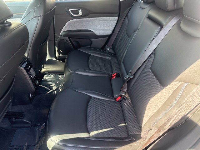Used 2022 Jeep Compass Latitude FWD image 23