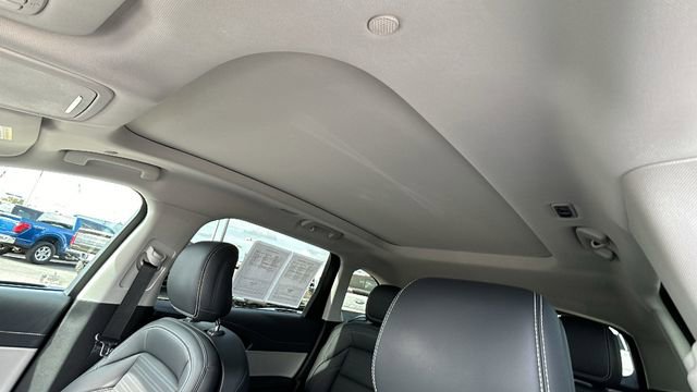 Used 2025 Lincoln Nautilus Reserve image 25