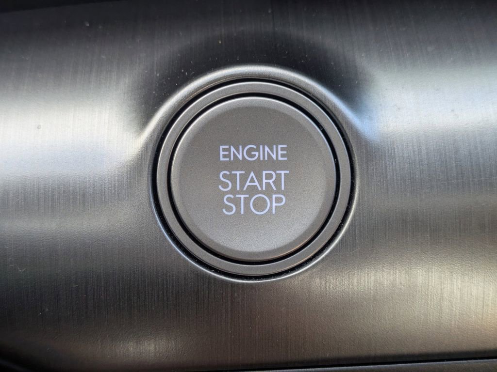 Used 2024 Hyundai Kona Limited image 34