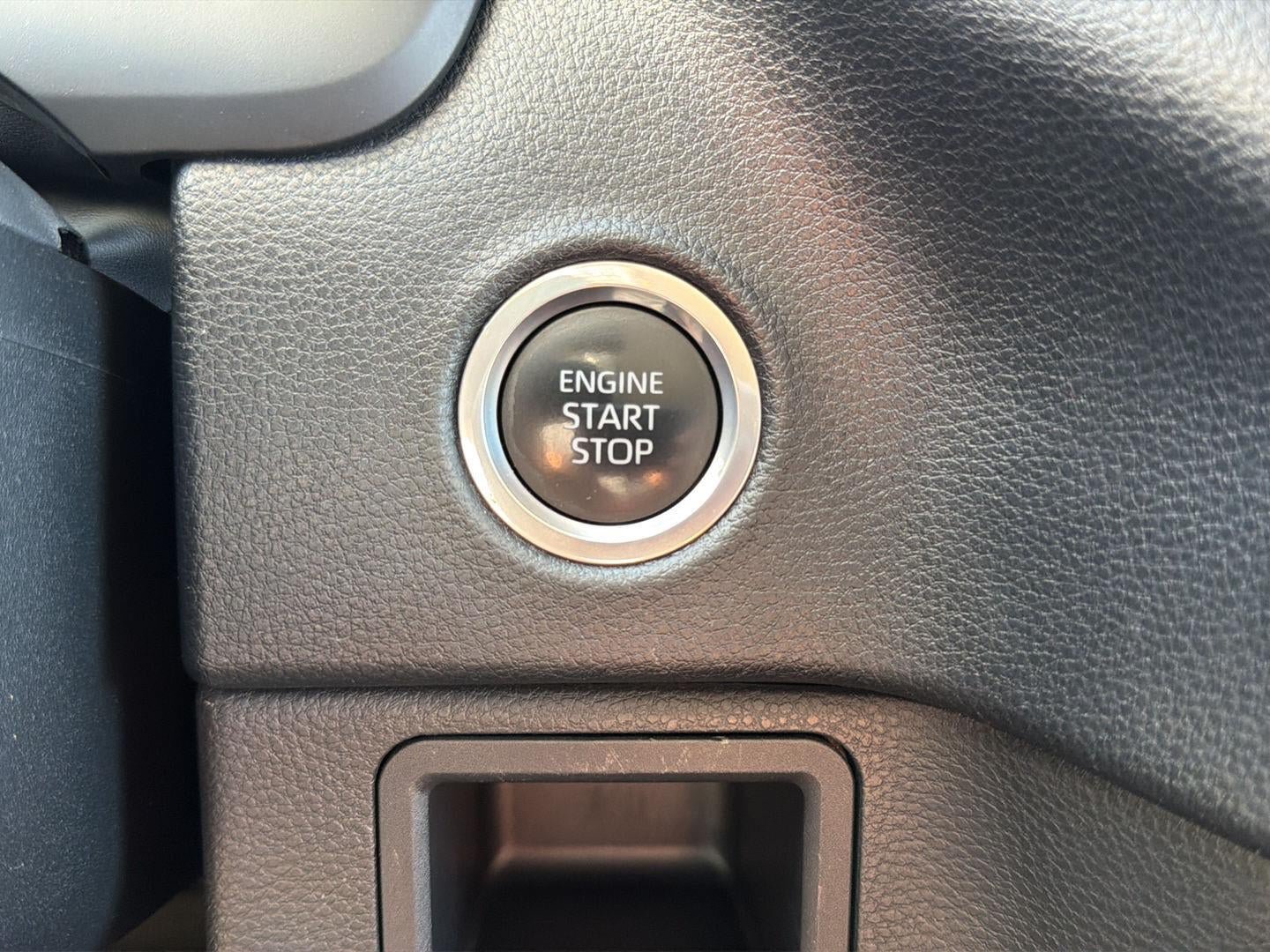 Used 2023 Toyota Tundra SR AWD/4WD image 17