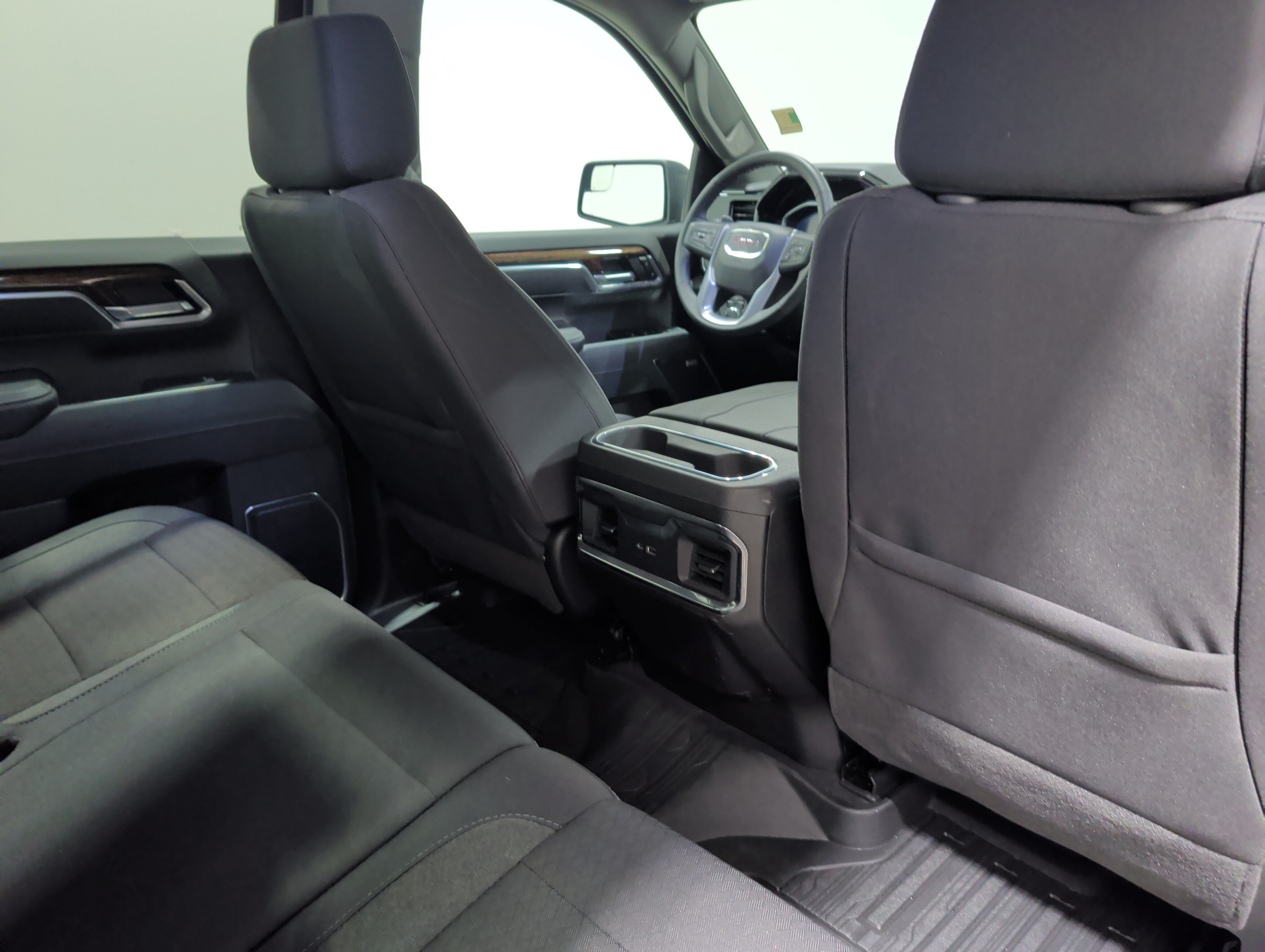 Used 2026 GMC Sierra 1500 Elevation w/ Preferred Package AWD/4WD image 18