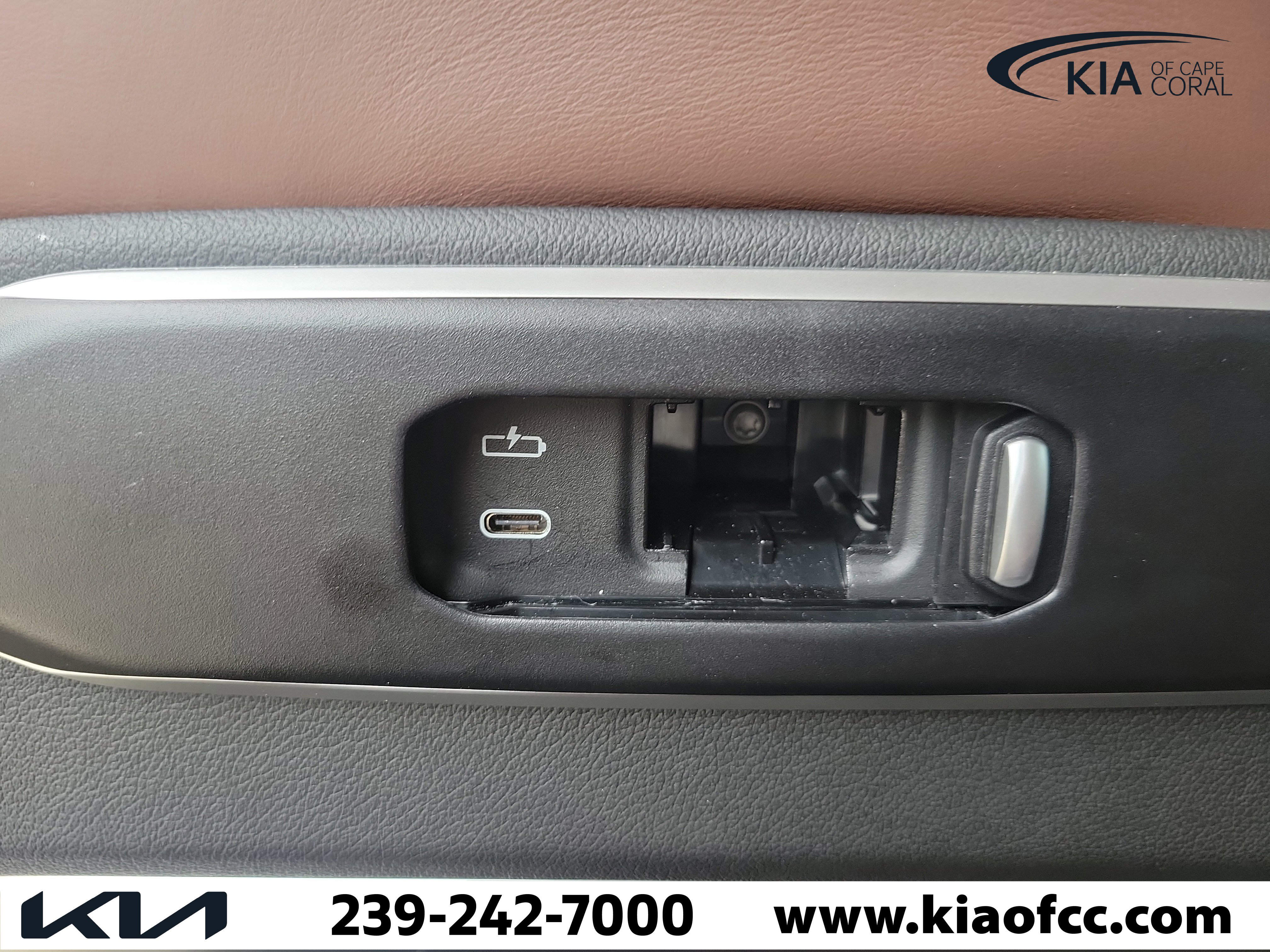 Used 2026 BMW X7 xDrive40i AWD/4WD image 16