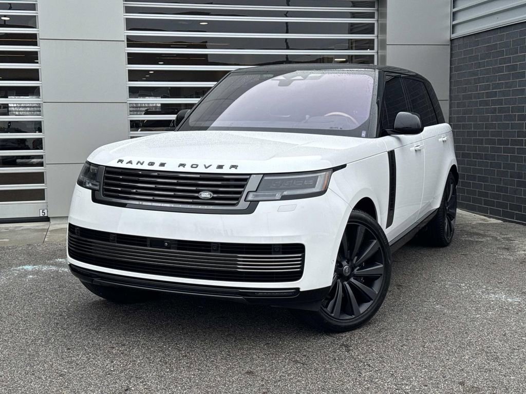 Used 2023 Land Rover Range Rover SV AWD/4WD image 1