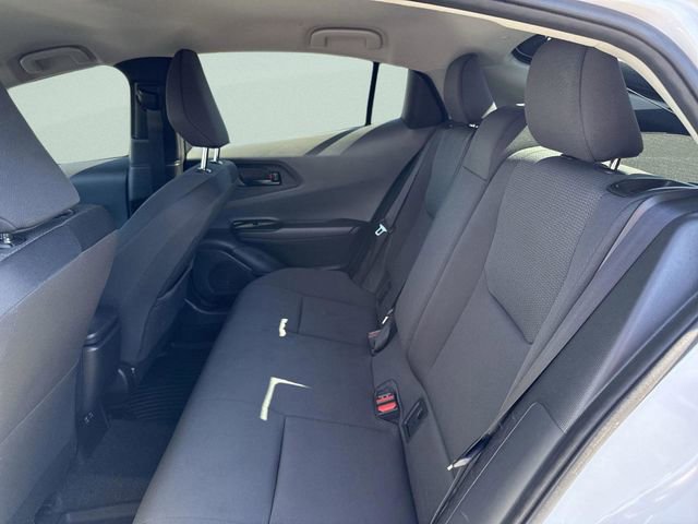 Used 2024 Toyota Prius LE image 18