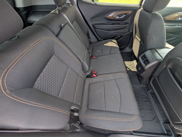 Used 2020 GMC Terrain SLE w/ Driver Convenience Package AWD/4WD image 6