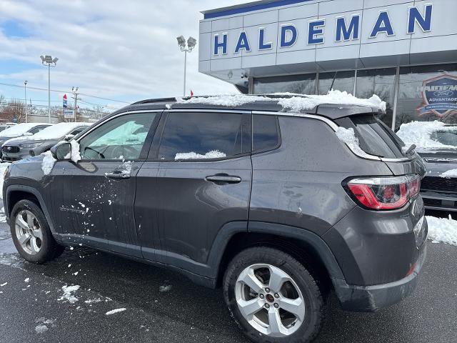 Used 2020 Jeep Compass Latitude w/ Cold Weather Group image 3