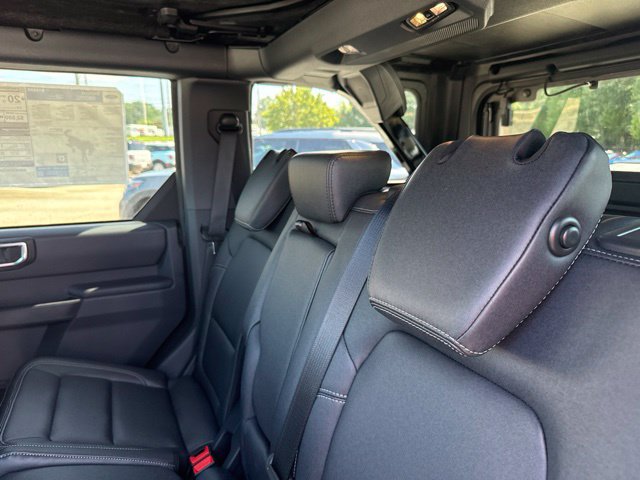 New 2026 Ford Bronco Big Bend w/ Black Diamond Package AWD/4WD image 16
