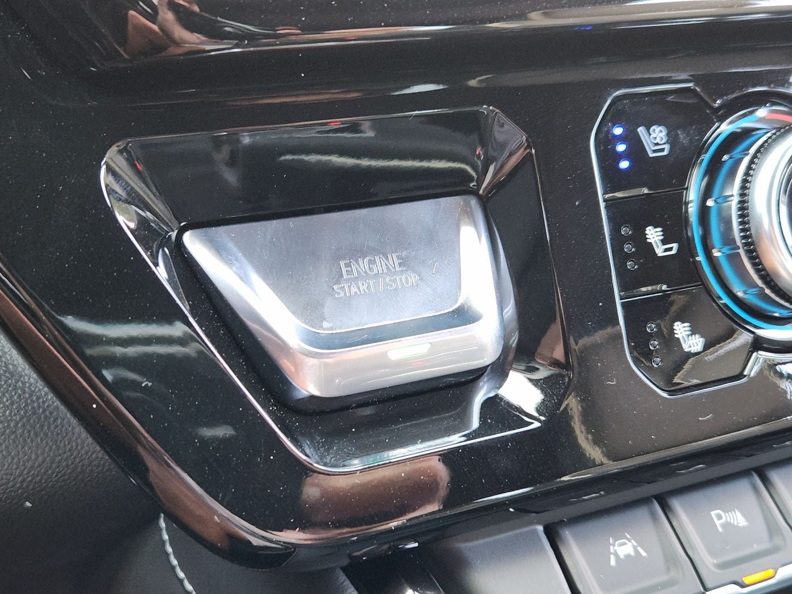 Used 2026 GMC Sierra 1500 AT4X AWD/4WD image 31