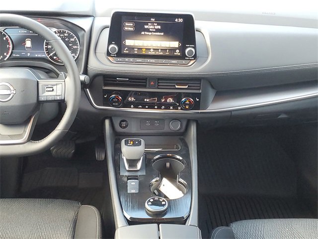 New 2026 Nissan Rogue SV image 31