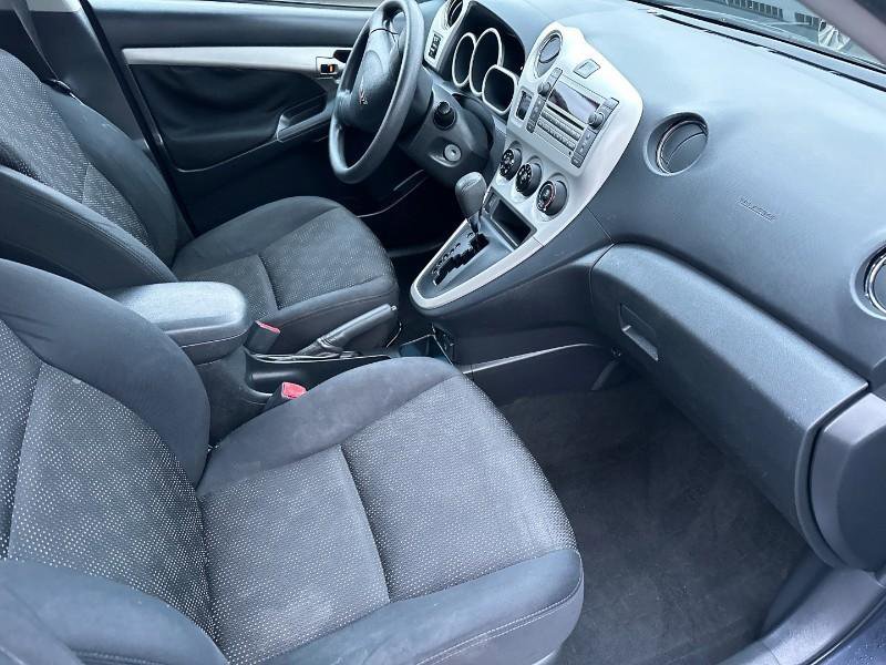 Used 2009 Pontiac Vibe w/ Preferred Package image 6