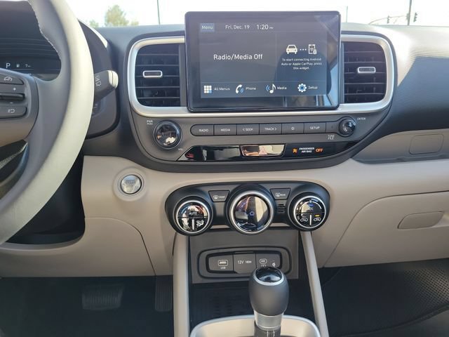 New 2026 Hyundai Venue SEL FWD image 13