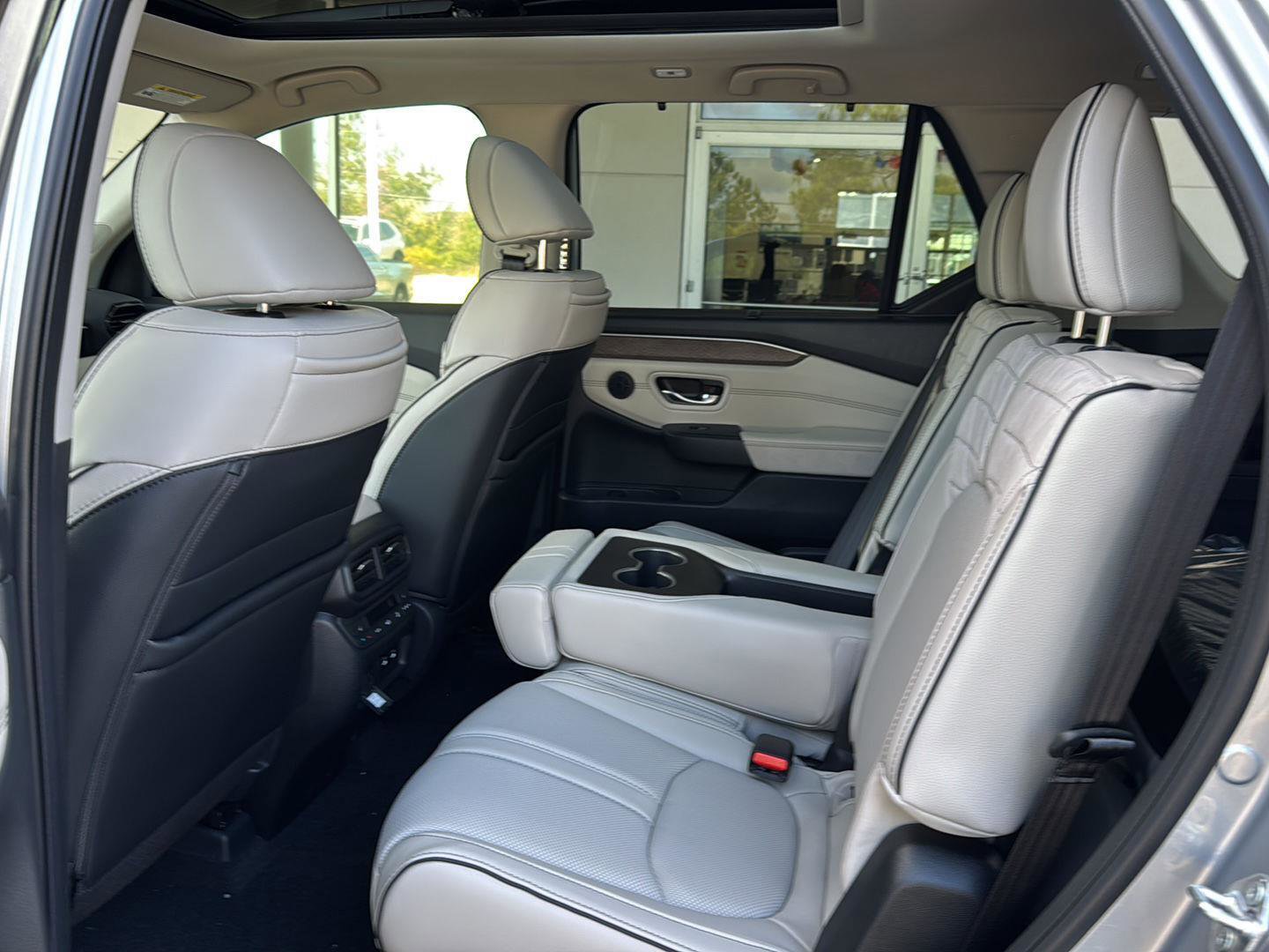 New 2026 Honda Pilot Elite image 9