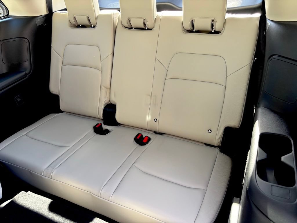 New 2025 Nissan Pathfinder SL FWD image 21