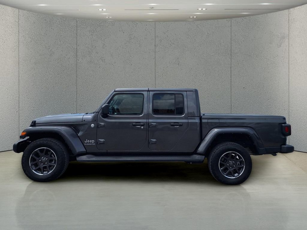Used 2022 Jeep Gladiator Overland w/ Cold Weather Group AWD/4WD image 8