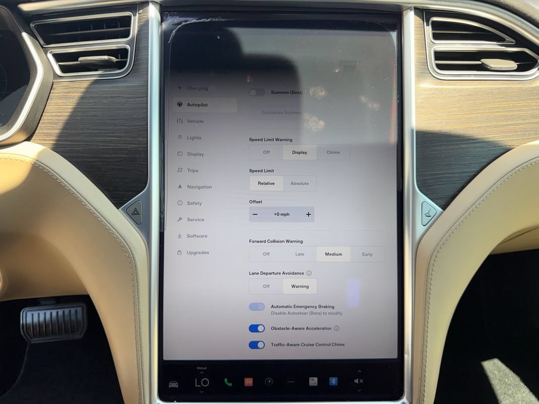 Used 2016 Tesla Model S 90D AWD/4WD image 41