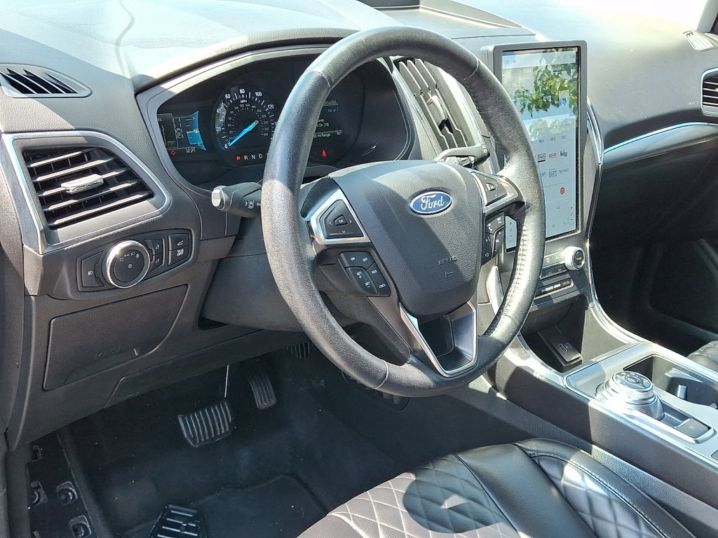 Used 2024 Ford Edge Titanium AWD/4WD image 25