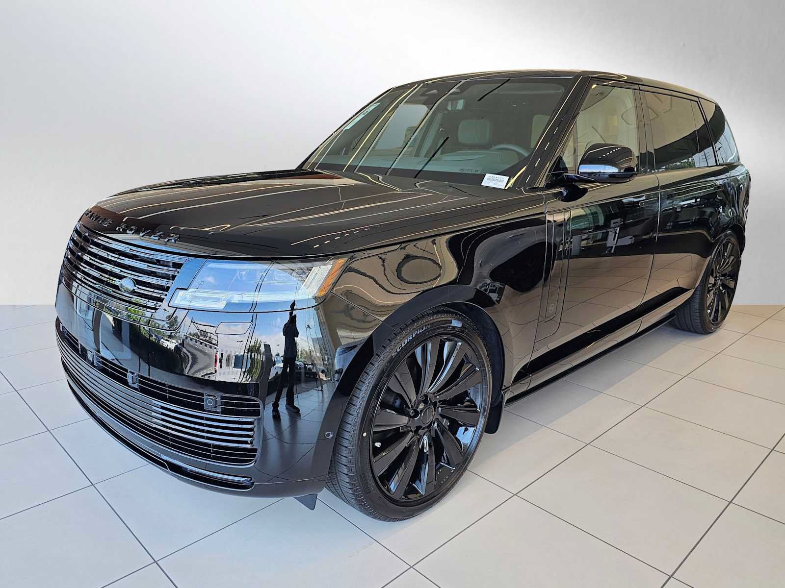 New 2026 Land Rover Range Rover Long Wheel Base SV AWD/4WD image 1
