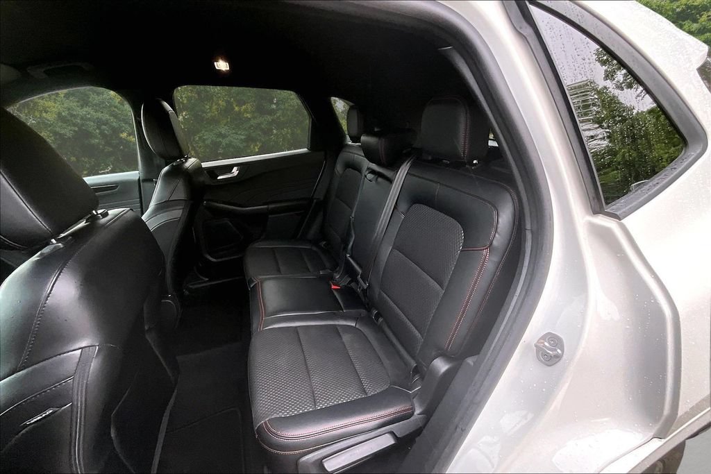Used 2024 Ford Escape ST-Line w/ Tech Pack #1 AWD/4WD image 26