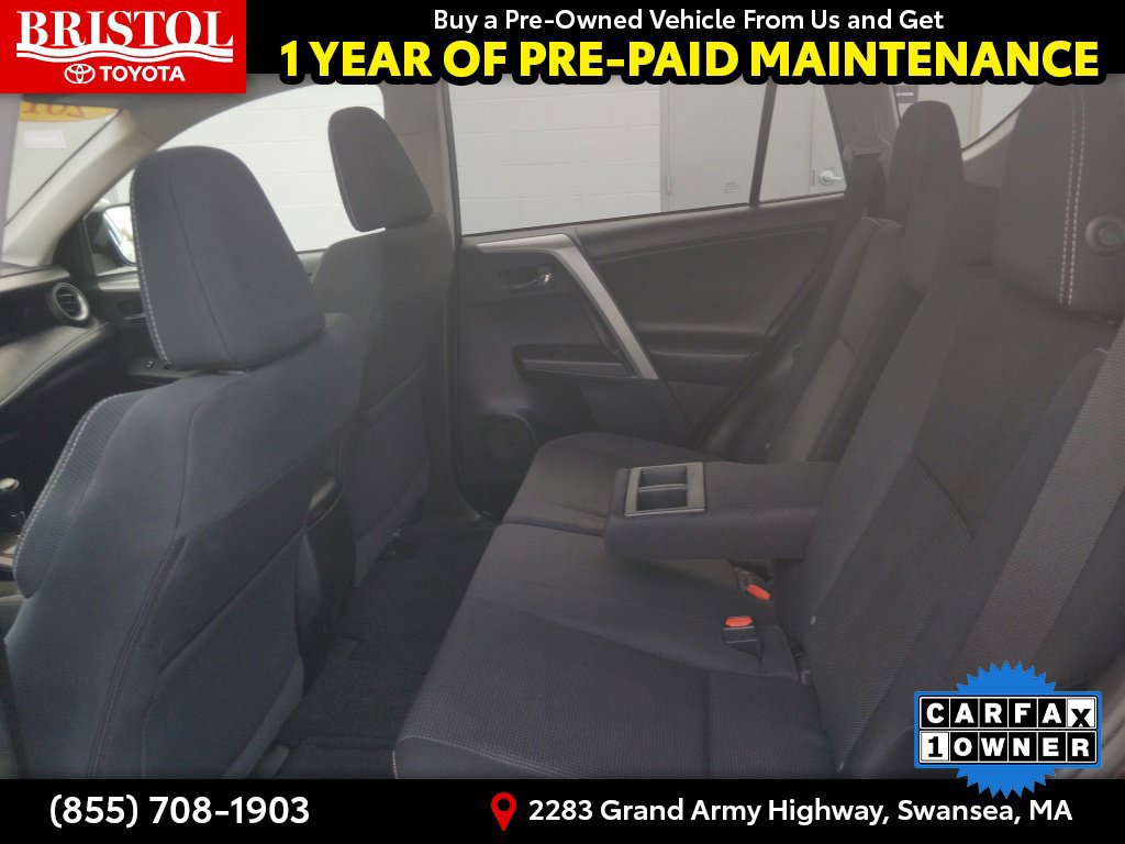 Used 2018 Toyota RAV4 XLE AWD/4WD image 16
