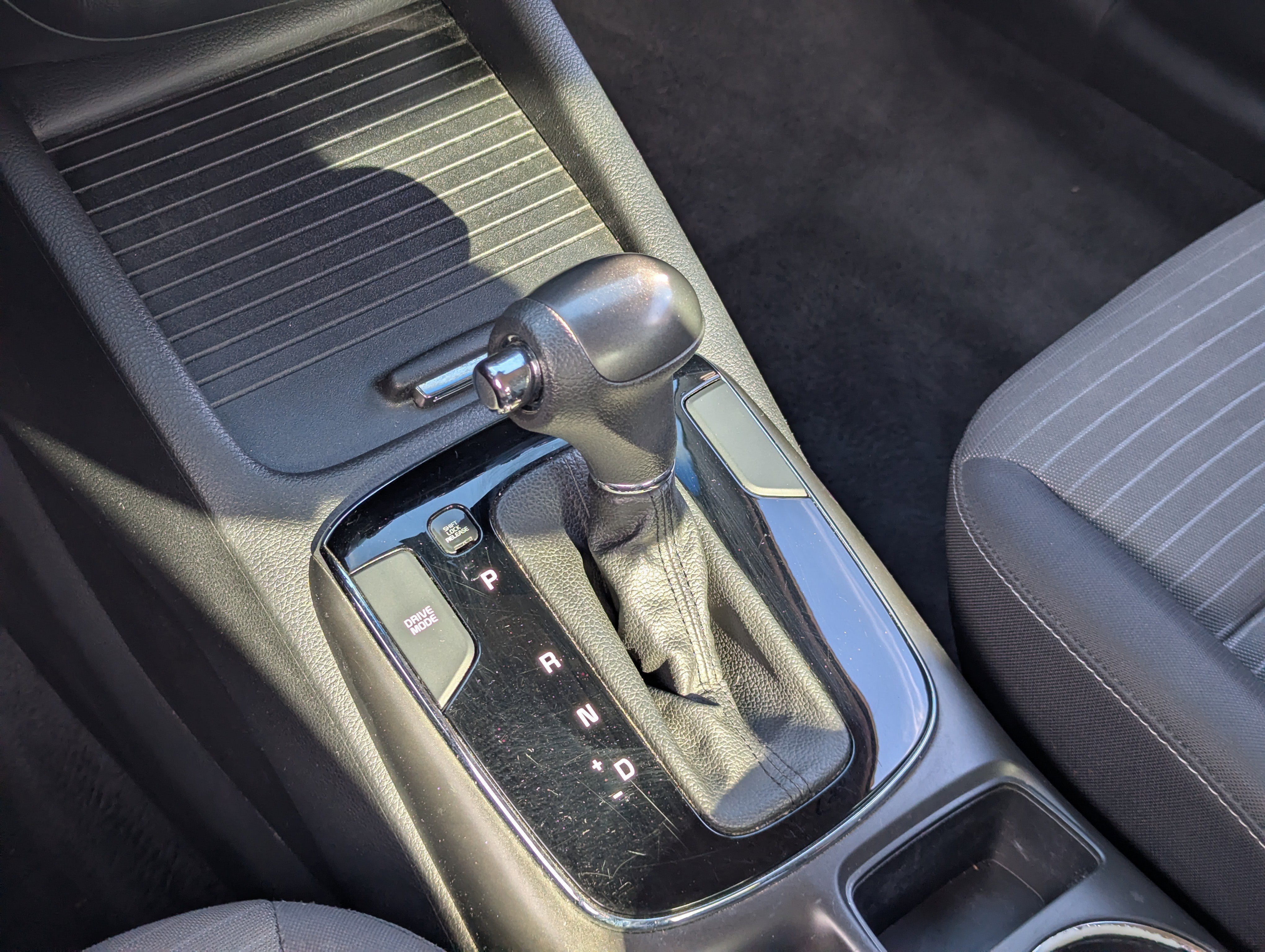 Used 2017 Kia Forte LX w/ LX Popular Package image 27