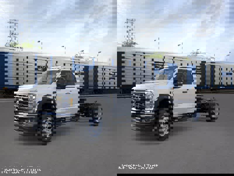 New 2026 Ford F450 XL w/ XL Chrome Package image 1