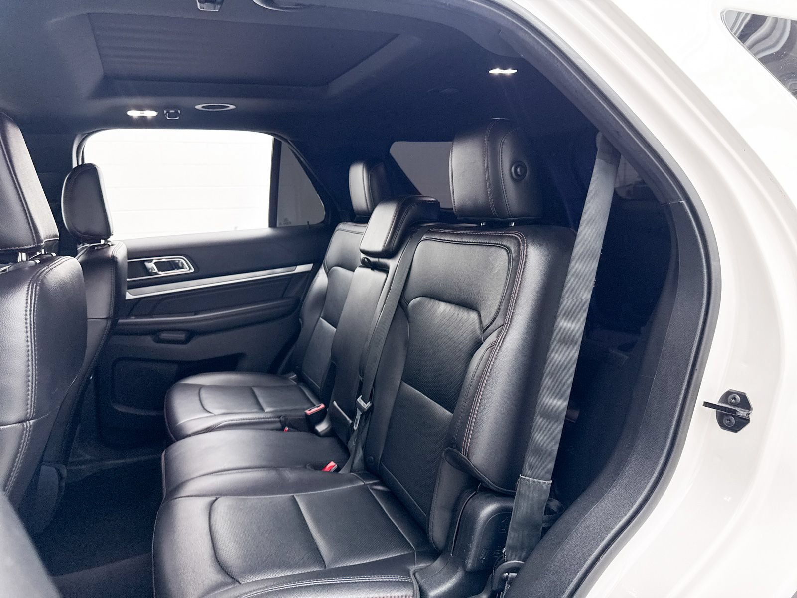 Used 2019 Ford Explorer Sport w/ Equipment Group 401A AWD/4WD image 33