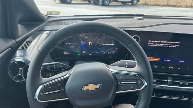 New 2026 Chevrolet Equinox EV LT w/ Comfort Package AWD/4WD image 21