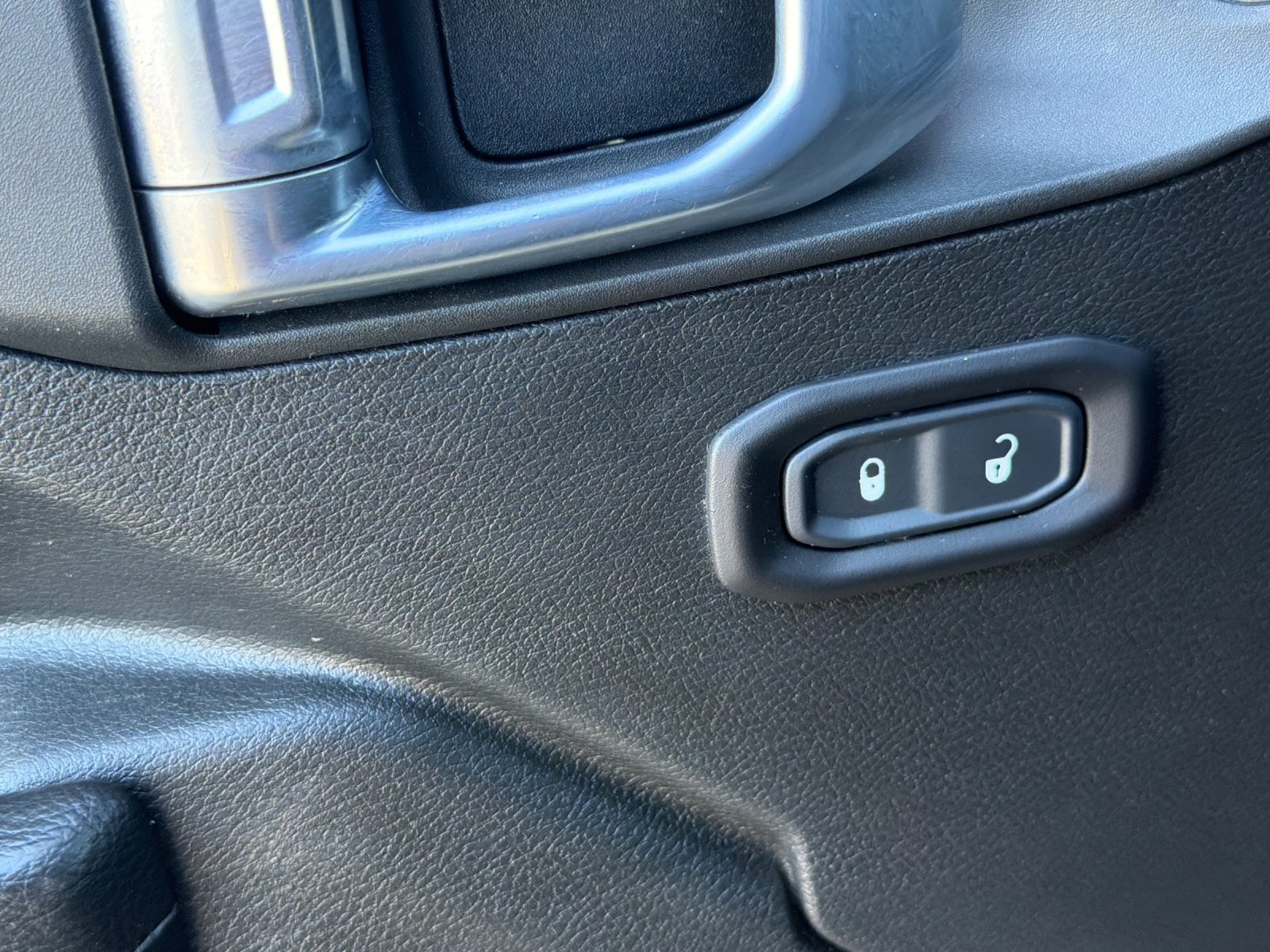 Used 2021 Jeep Wrangler Unlimited Sport AWD/4WD image 12
