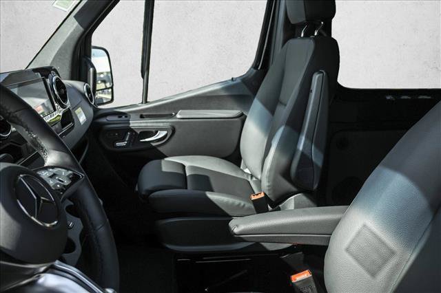 New 2026 Mercedes-Benz Sprinter 2500 image 11