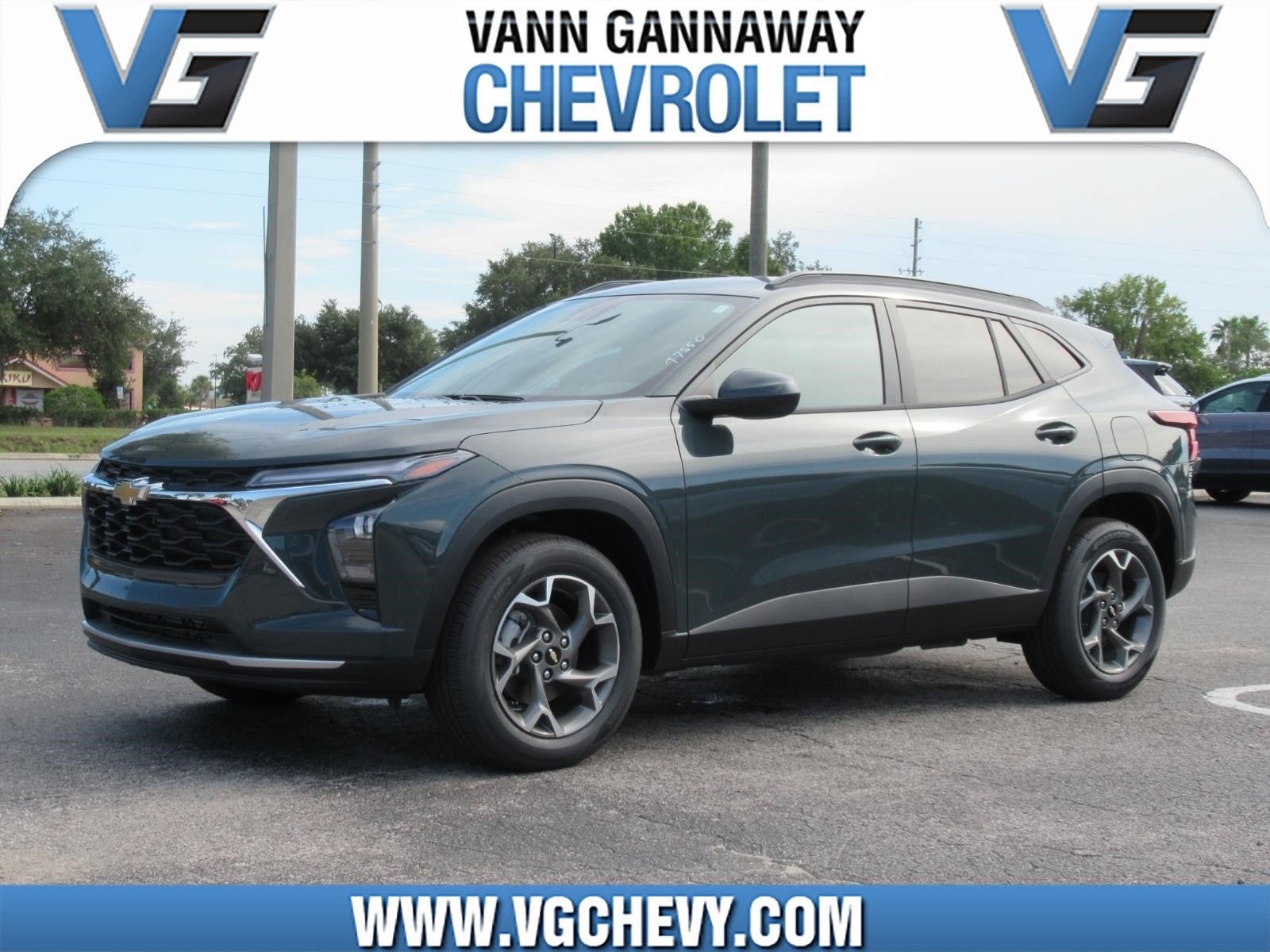 New 2026 Chevrolet Trax LT FWD image 1