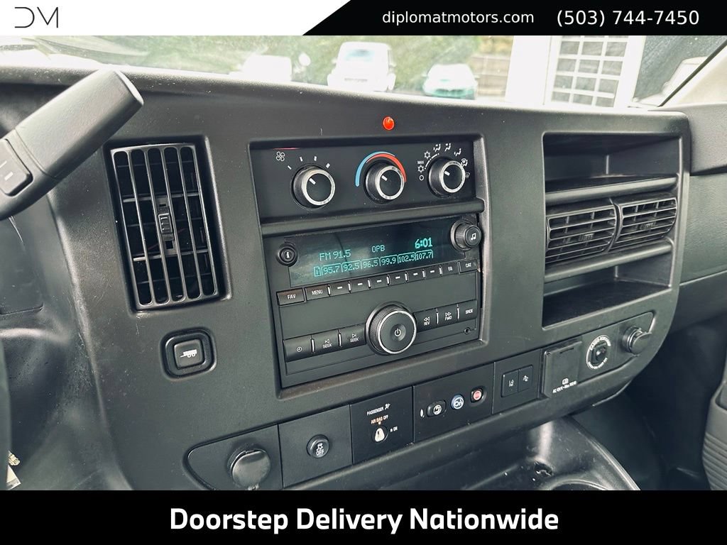 Used 2021 Chevrolet Express 4500 Extended w/ Power Convenience Package RWD image 29