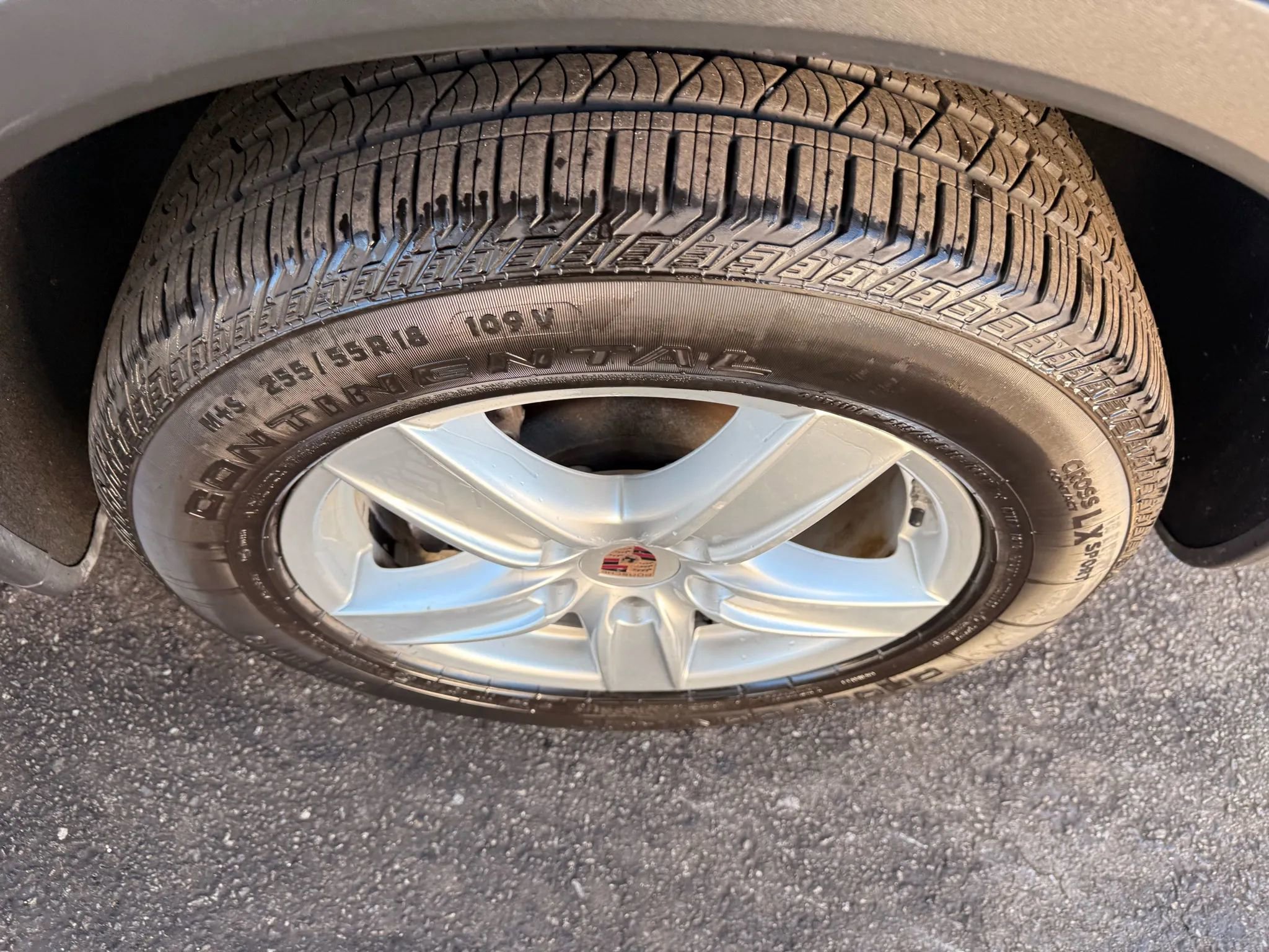 Used 2014 Porsche Cayenne Platinum Edition image 41