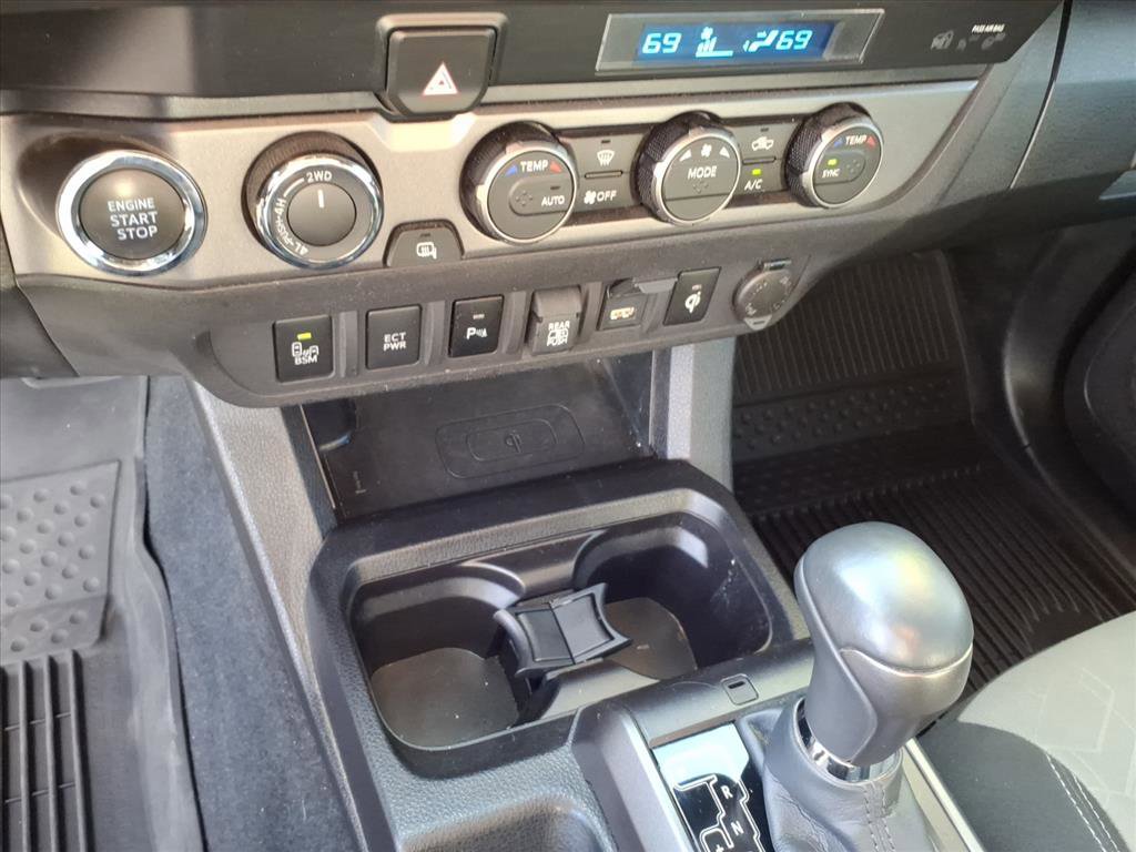 Used 2023 Toyota Tacoma TRD Off-Road w/ Technology Package image 34