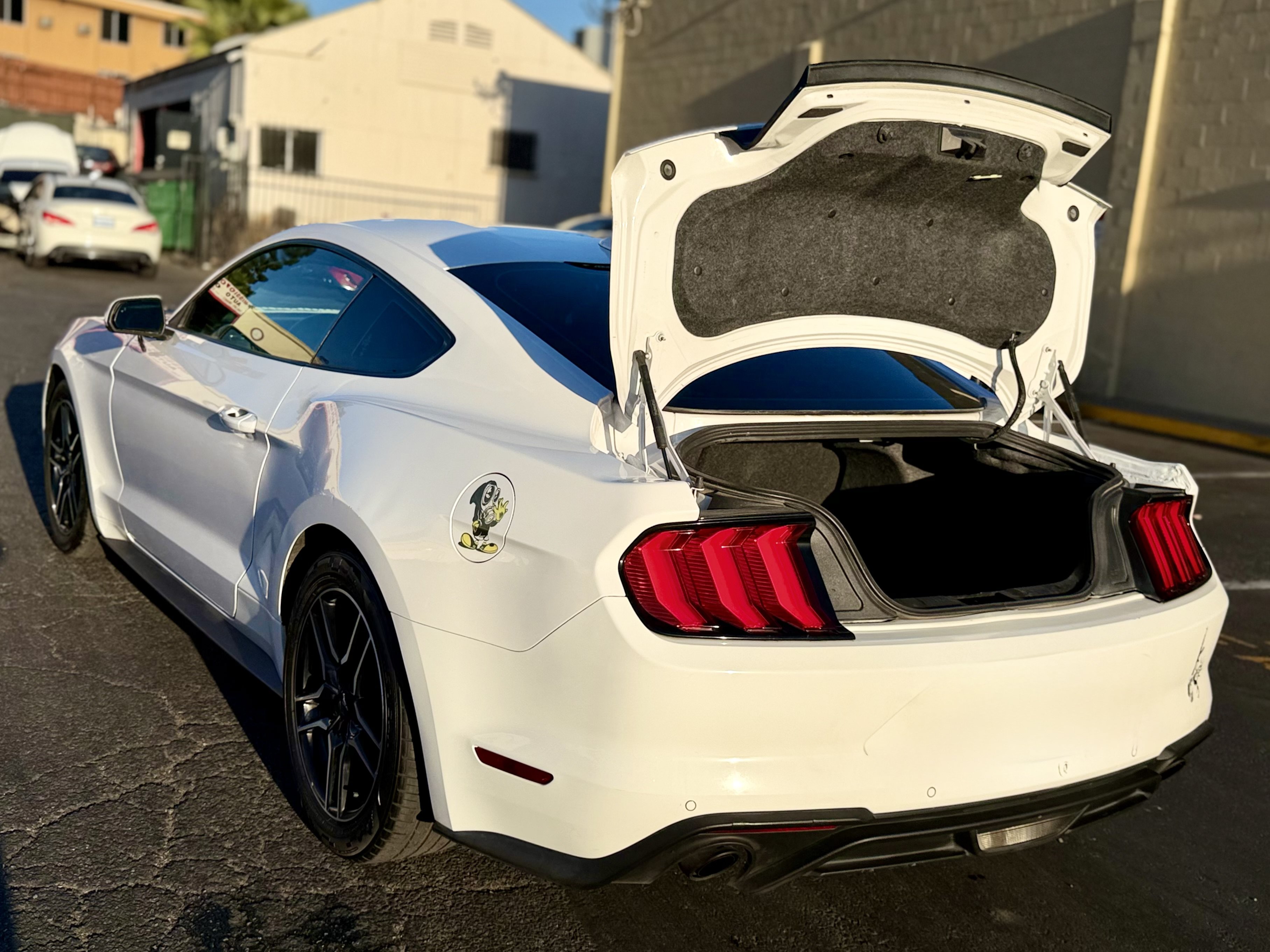 Used 2021 Ford Mustang Premium RWD image 8