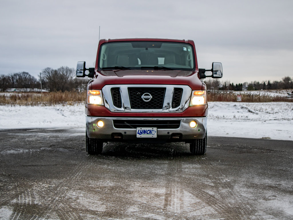 Used 2017 Nissan NV 3500 SL image 5